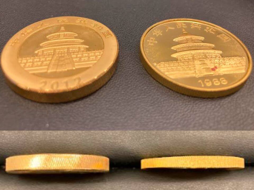 パンダ金貨真贋厚みの比較画像