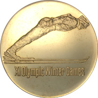 札幌オリンピック冬季大会記念金メダル｜表